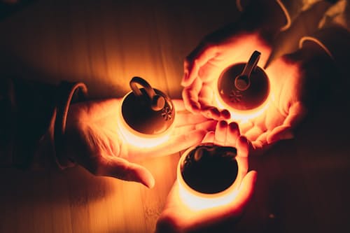 lifestyle image of Mini Hozuki Lantern