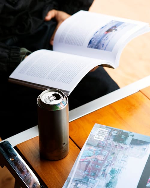 lifestyle image of Shimo Can Cooler 500
