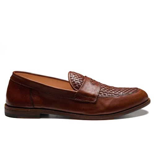 laydown image of Dartflex Woven Loafer