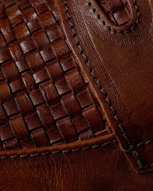 laydown detail image of Dartflex Woven Loafer