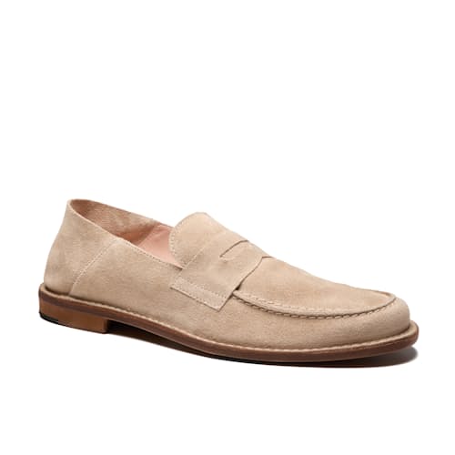 laydown image of Waveflex Goat Leather Loafer