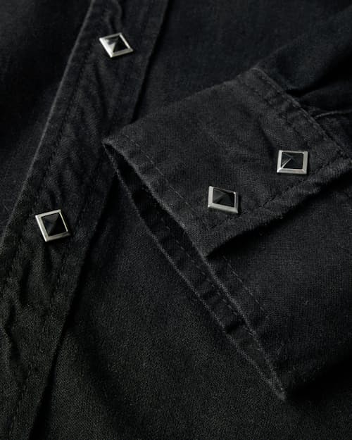 laydown detail image of Cash Diamond Snap Western Shirt