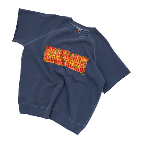 laydown image of Boulder Logo Chop Top