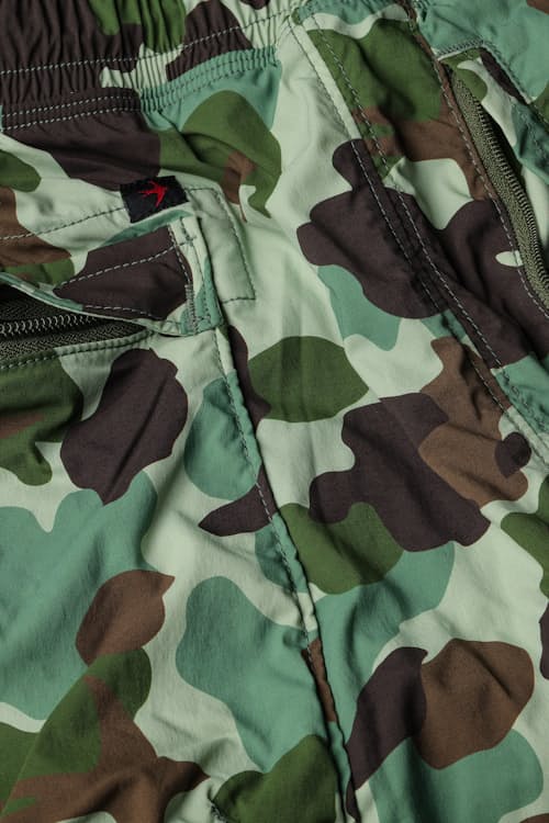 laydown detail image of Airtex Hybrid Short - 6.5"