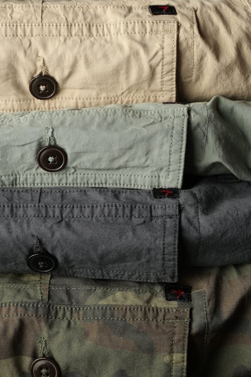laydown detail image of Super-Fly Supply Short - 9"