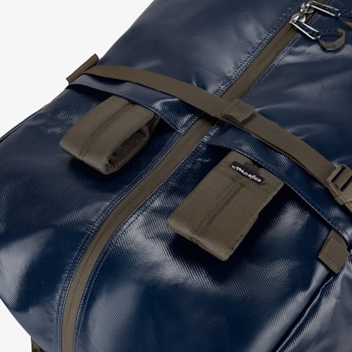 laydown detail image of Migrate Wheeled Duffel 130L