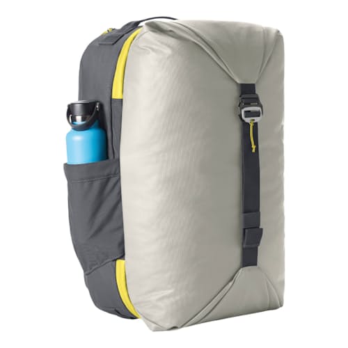 laydown image of Tour Travel Pack 40L