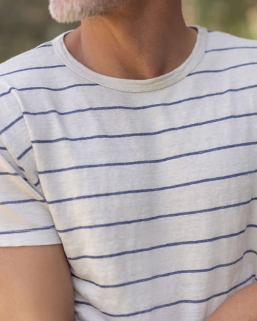 lifestyle image of Sun Linen T-Shirt