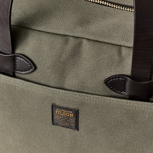 laydown detail image of Rugged Twill Tote with Zipper