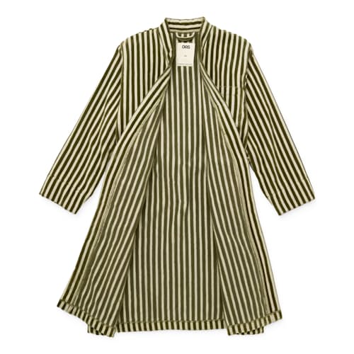 laydown image of Korto Robe