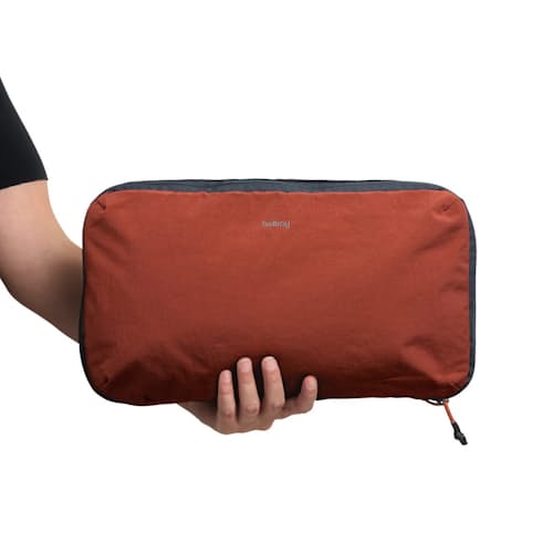 laydown detail image of Lite Packing Cube 12L