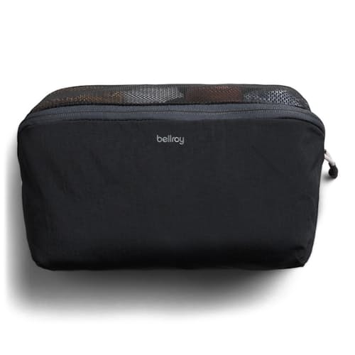 laydown image of Lite Packing Cube 4L