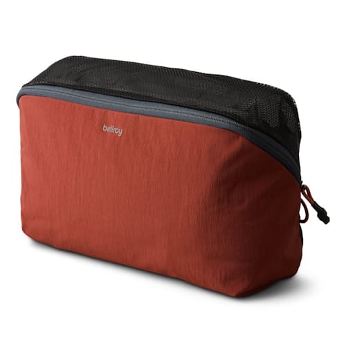 laydown image of Lite Packing Cube 6L