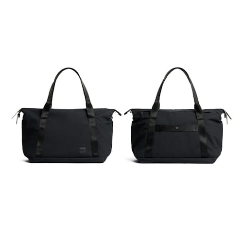 laydown image of Classic Getaway Bag