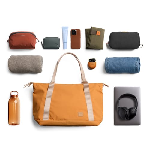 laydown image of Classic Getaway Bag