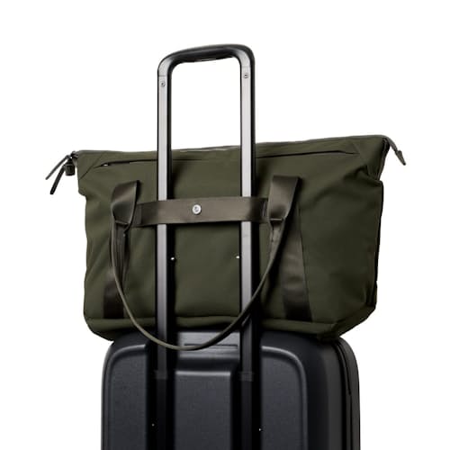 lifestyle image of Classic Getaway Bag