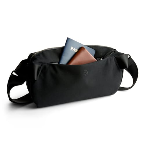 laydown image of Classic Sling