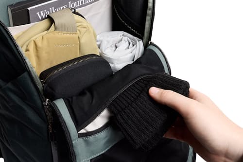 laydown detail image of Venture Ready Pack 26L