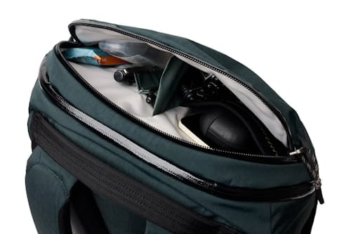 laydown detail image of Venture Ready Pack 26L