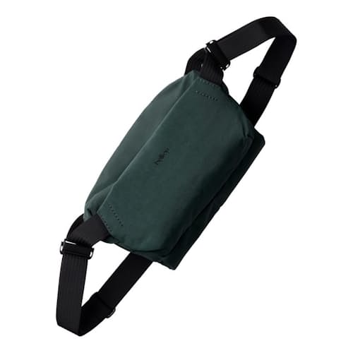 laydown image of Venture Ready Sling 6L