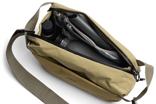 laydown detail image of Venture Ready Sling 6L