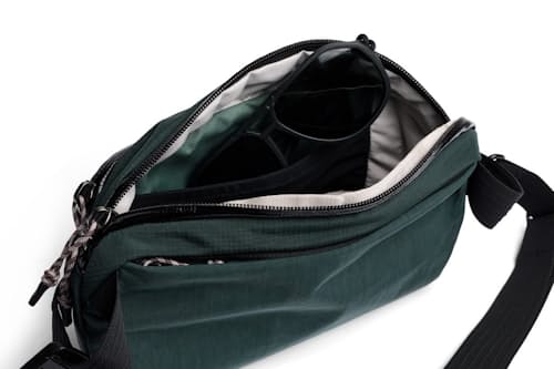 laydown detail image of Venture Sling 2.5L