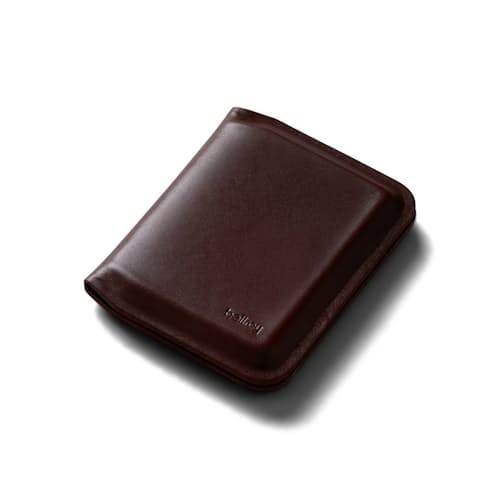 laydown image of Apex Slim Sleeve
