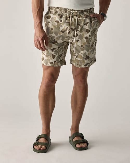 lifestyle image of Canoe Short - 7"