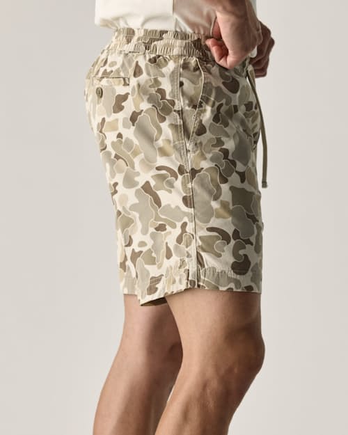 lifestyle image of Canoe Short - 7"