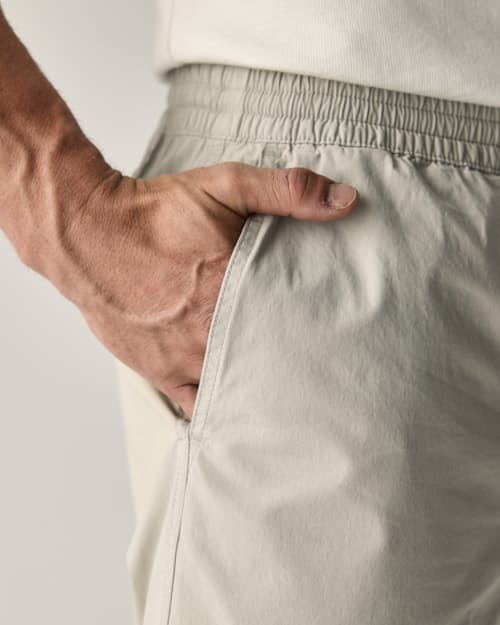 lifestyle image of Canoe Short - 7"