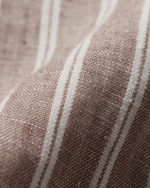 laydown detail image of Isles Linen Shirt