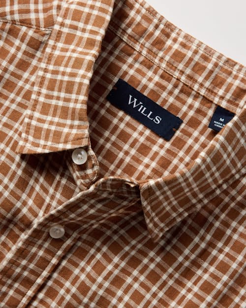 laydown detail image of Isles Linen Shirt