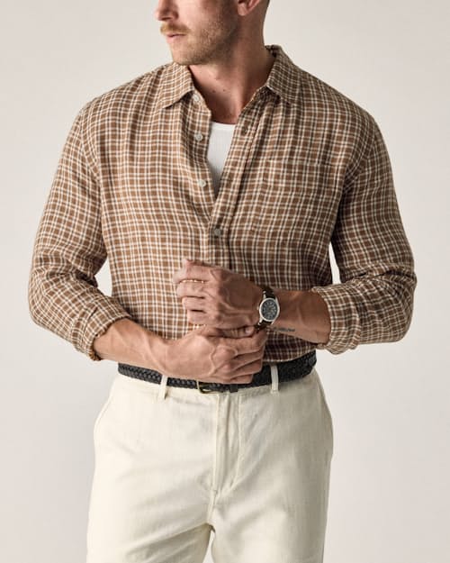 lifestyle image of Isles Linen Shirt