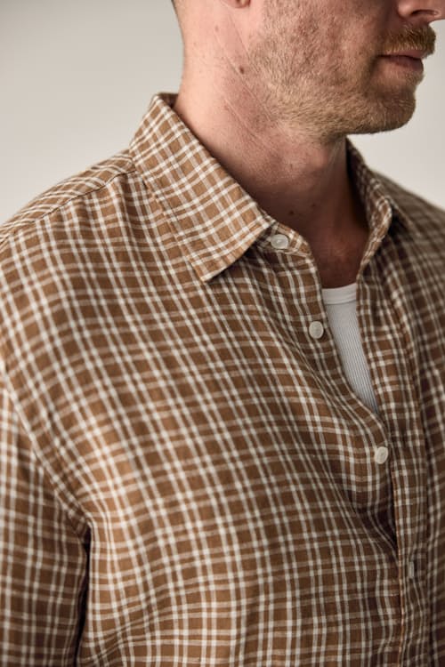 lifestyle image of Isles Linen Shirt