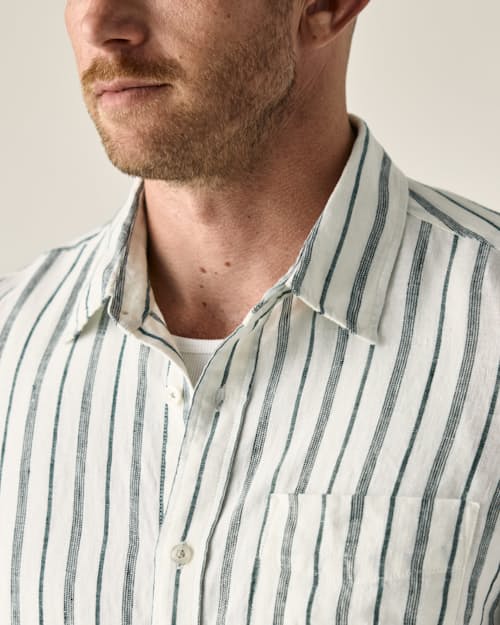 on model image of Short Sleeve Isles Linen Shirt