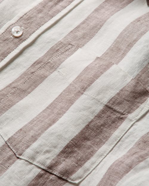 laydown detail image of Short Sleeve Isles Linen Shirt