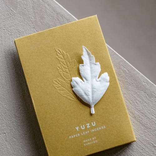 lifestyle image of Leaf Incense