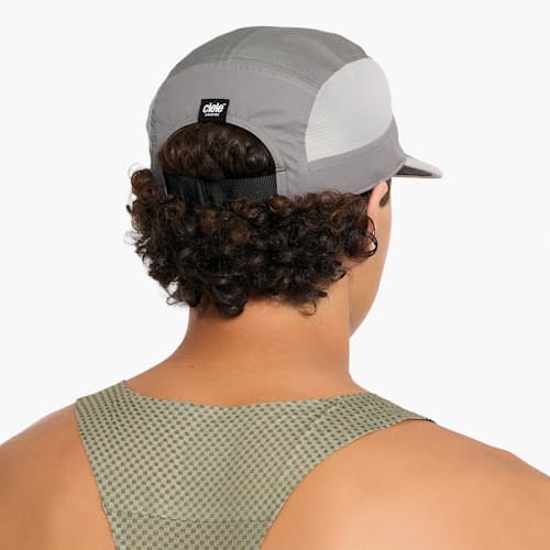 on model image of GOCap-FieldIconicBar