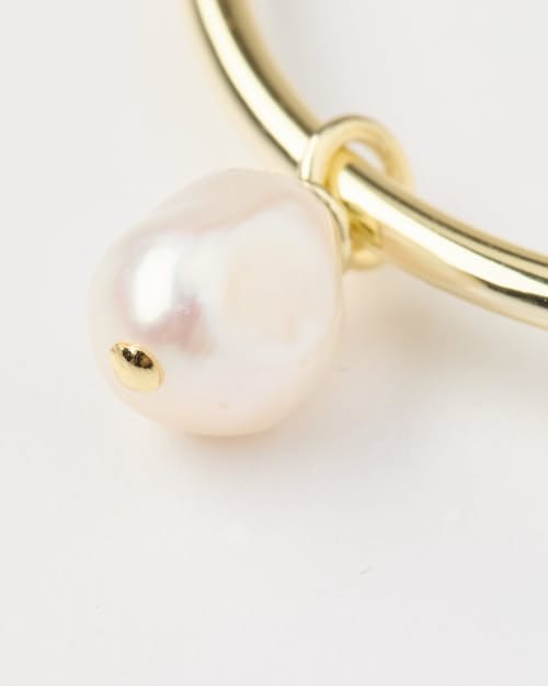 laydown detail image of Women's Pearl Drop Hoop