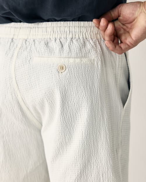 on model image of Drawstring Canoe Short - 7"