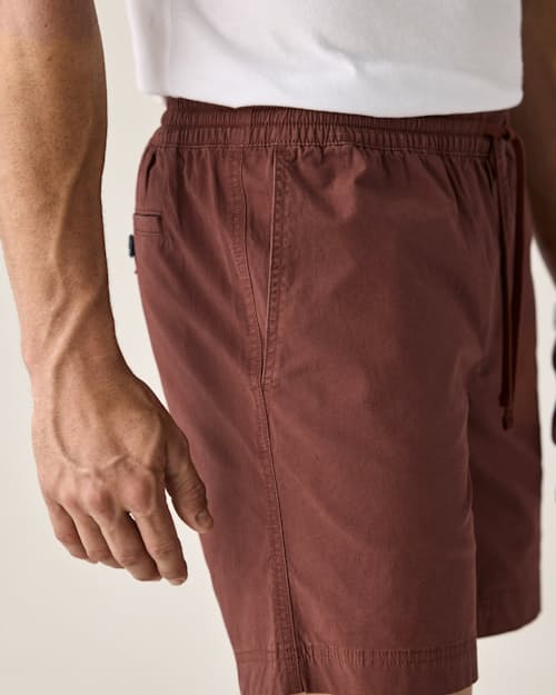 on model image of Drawstring Canoe Short - 7"