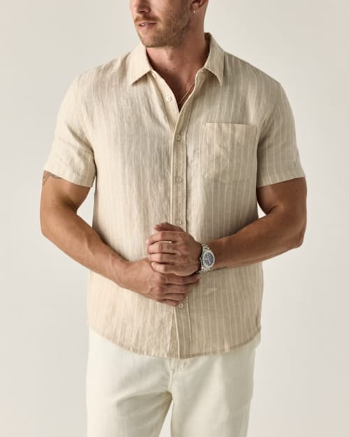 on model image of Short Sleeve Isles Linen Shirt