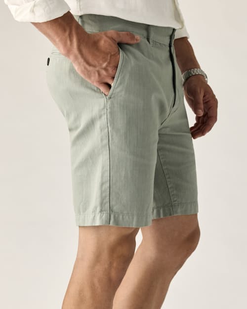 on model image of Cotton Linen Chino Short - 9"