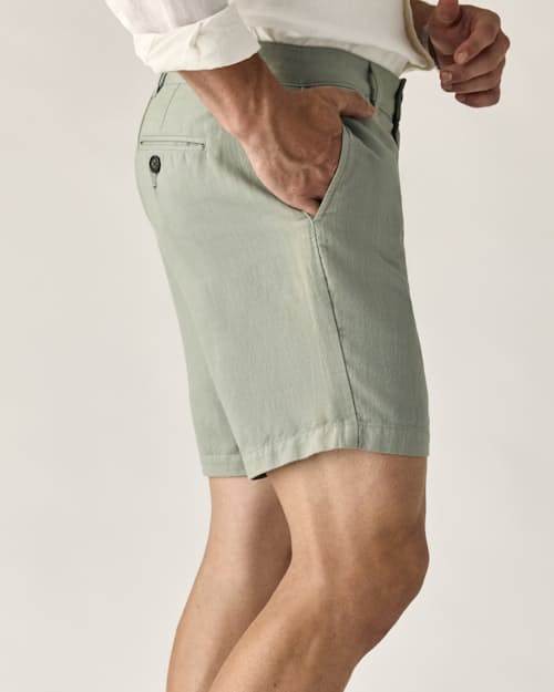 on model image of Cotton Linen Chino Short - 7"