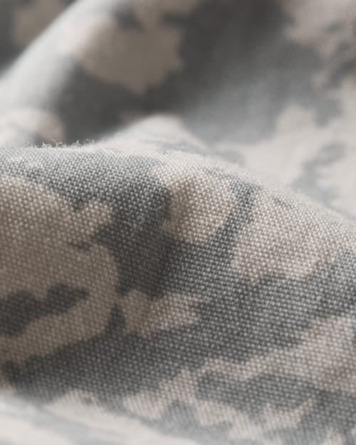 laydown detail image of Poplin Draftsman Short Sleeve Shirt