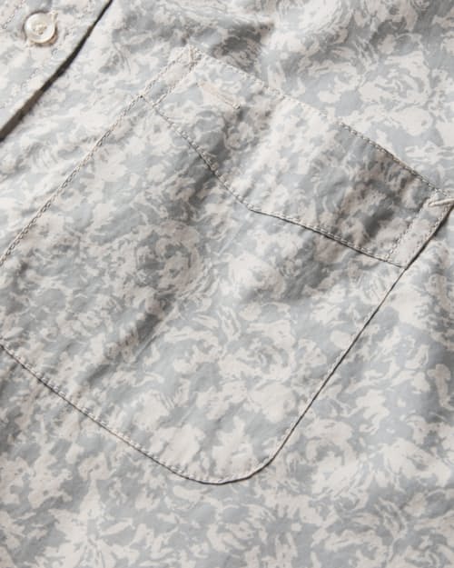 laydown detail image of Poplin Draftsman Short Sleeve Shirt