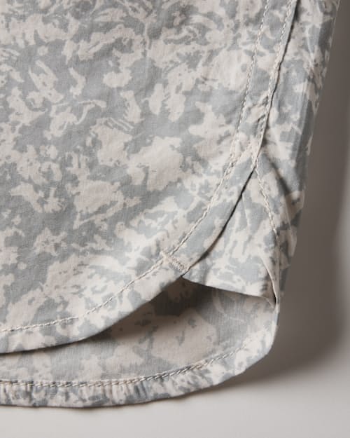 laydown detail image of Poplin Draftsman Short Sleeve Shirt