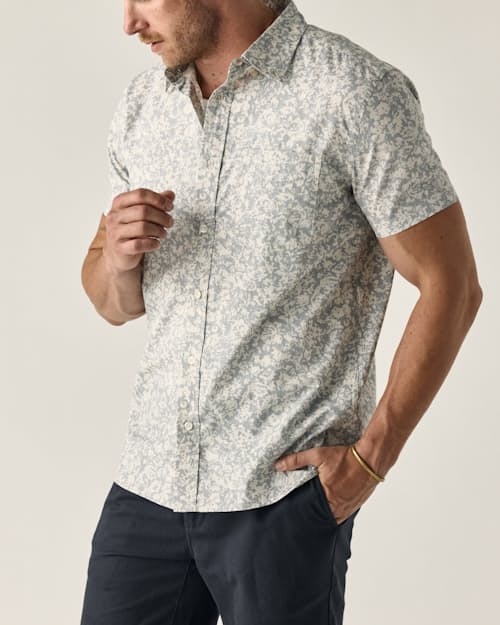 on model image of Poplin Draftsman Short Sleeve Shirt