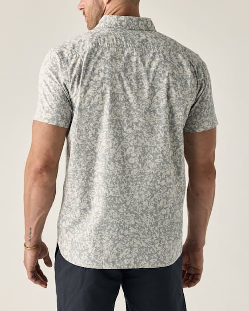 on model image of Poplin Draftsman Short Sleeve Shirt