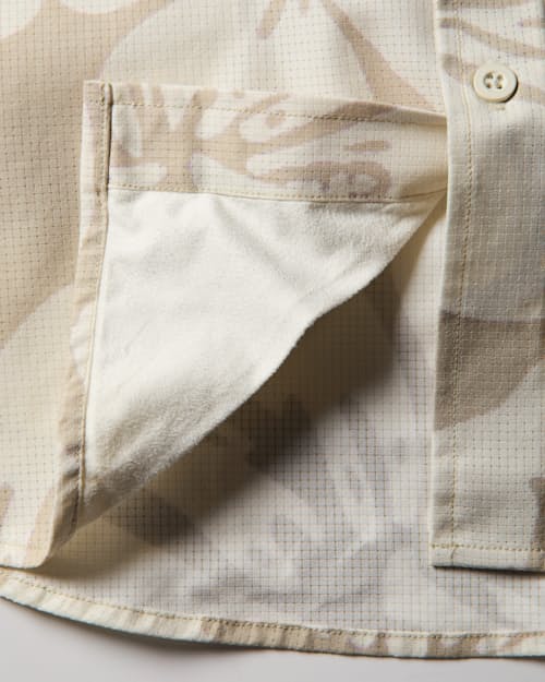 laydown detail image of Airweave Performance Shirt